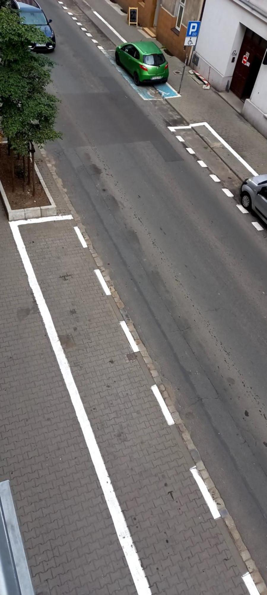 24h Self Check-in Polna Lotnisko * Poznan