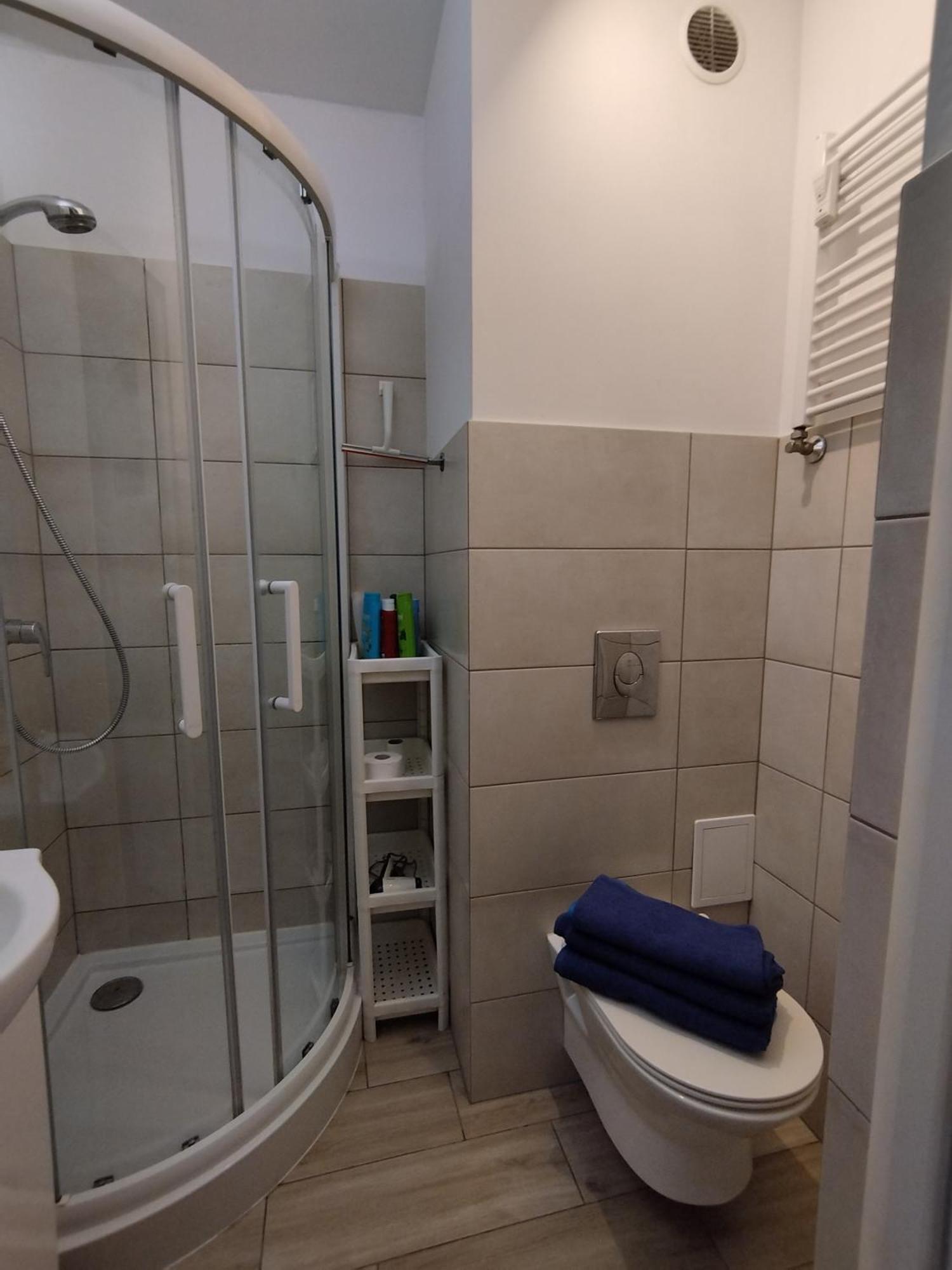 24h Self Check-in Polna Lotnisko Apartment