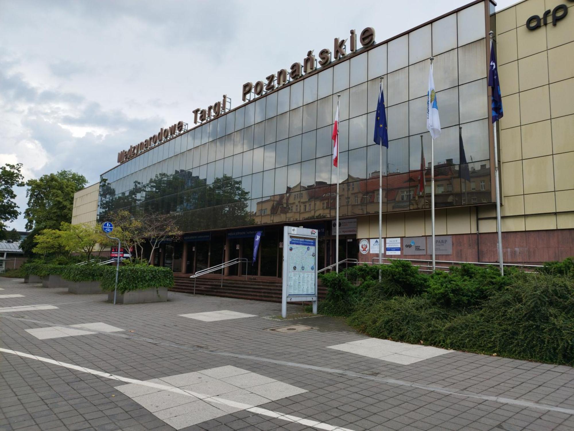 24h Self Check-in Polna Lotnisko Апартаменти Познань